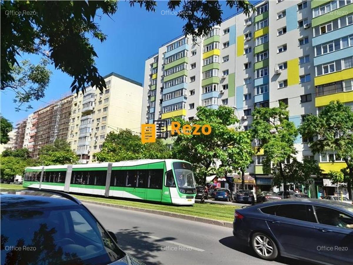 RAHOVEI SUBLOCOTENENT POPA, ETAJ 5/8 DECOMANDAT BLOC 1982 - 1