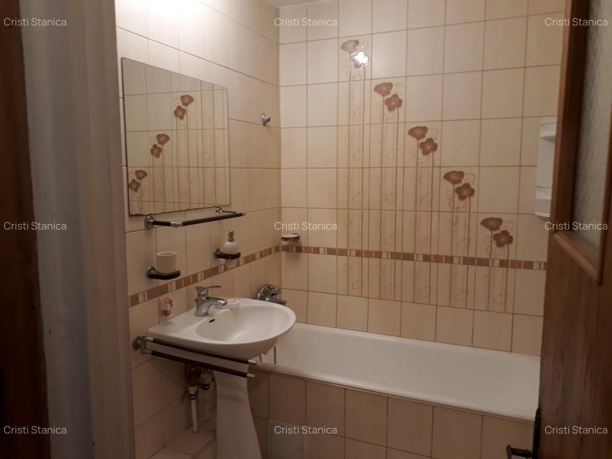 Mosilor, Dacia 4 camere vedere spate - 11