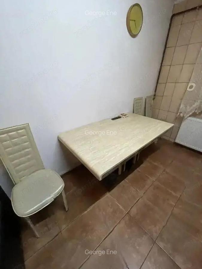 Apartament 2 camere vanzare Bucuresti Rahova la parter bucatarie mare - 3