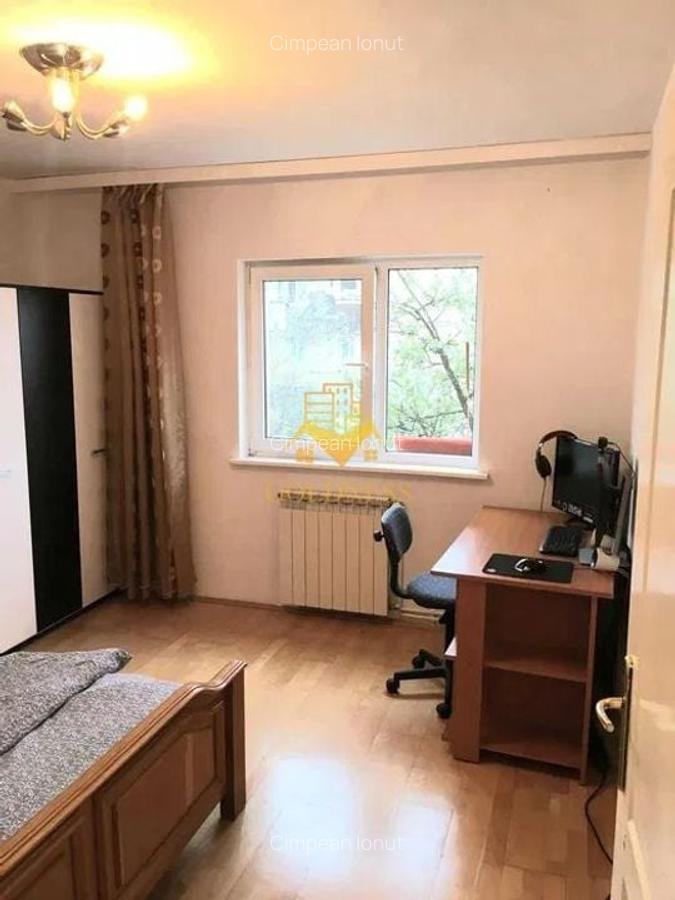 Apartament cu 4 camere decomandat, mobilat în Zorilor - 3