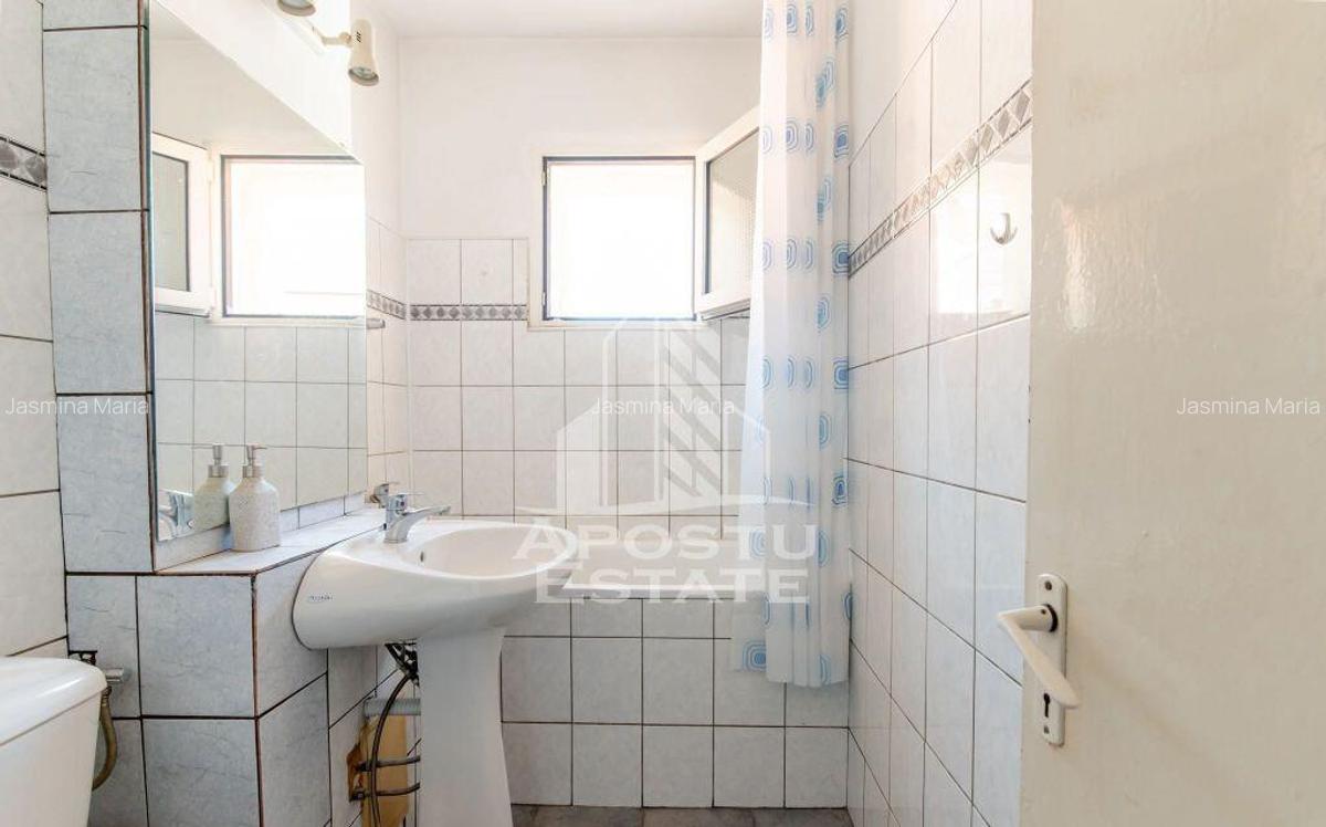 Apartament cu 3 camere, doua bai , centrala termica , dec... - 9