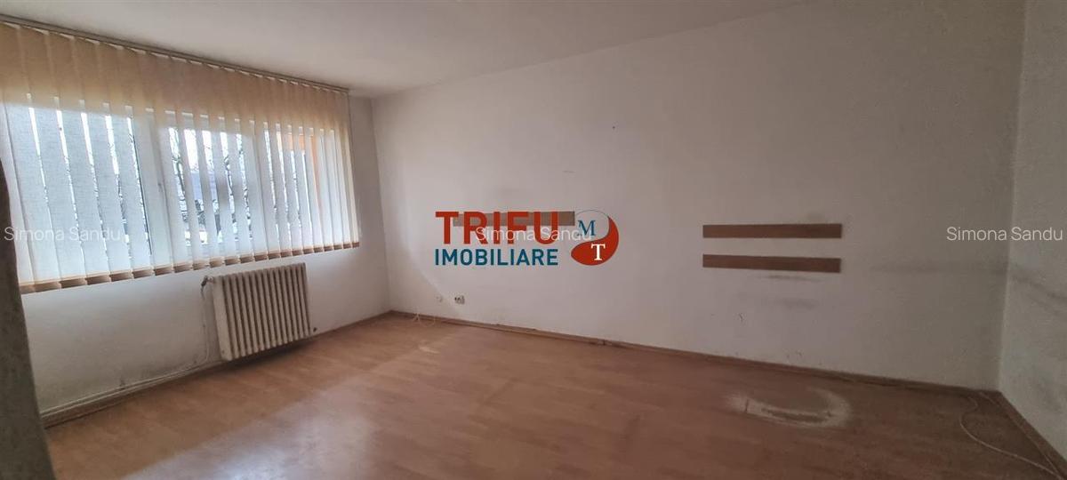 Spatiu comercial 55 mp de vanzare Cetate - 2