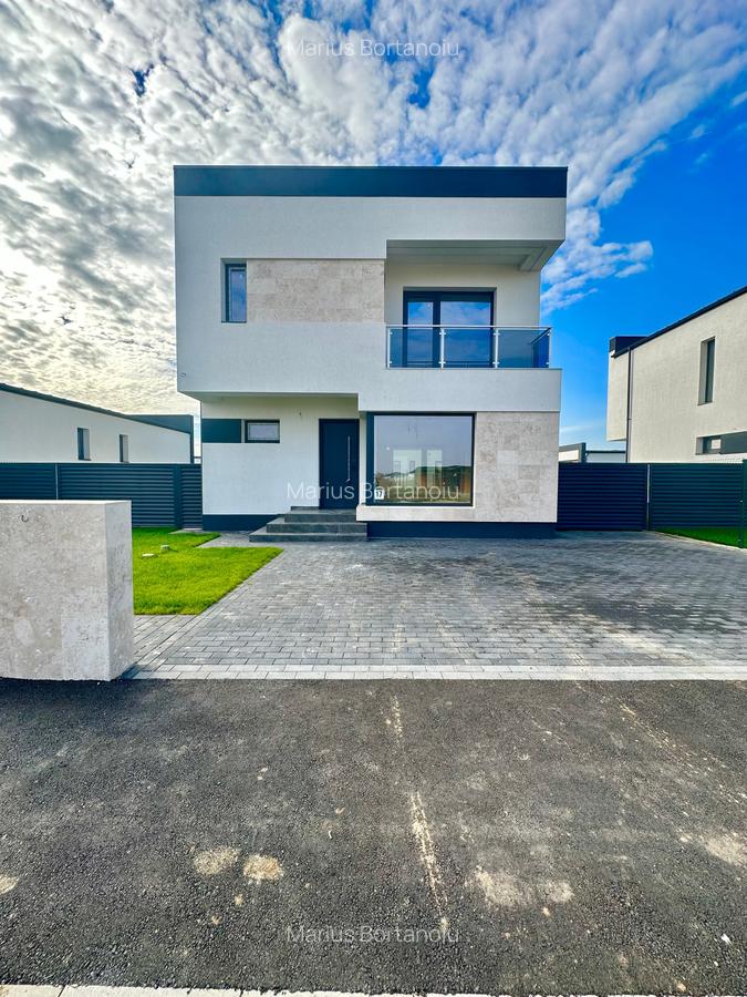 Casă individuală | Terasă  | Curte 327 mp | Posibilitate RATE | Complex Nou - 1