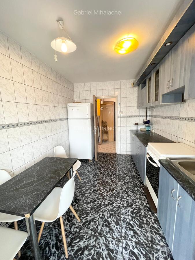 Apartament 3 camere,et 8/10,  70mp , vedere spate, centrala termică - 17