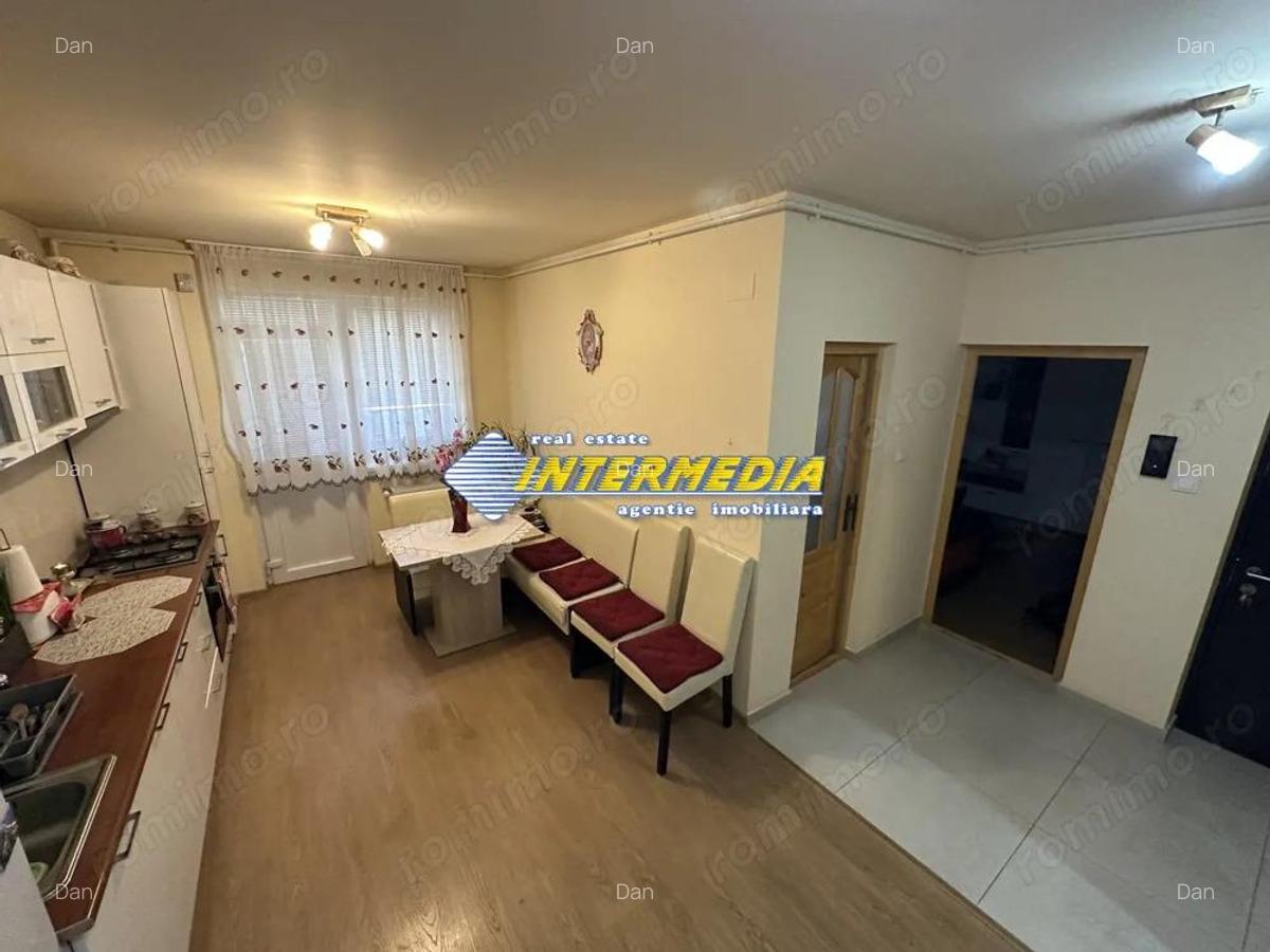 Apartament 2 camere Bloc Nou CENTRU cu Balcon 7 mp. mansarda Boxa 12 mp Parcare mobilat si utilat - 15
