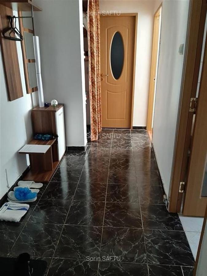 De vanzare apartament cu 2 camere decomandate in Racadau - 3