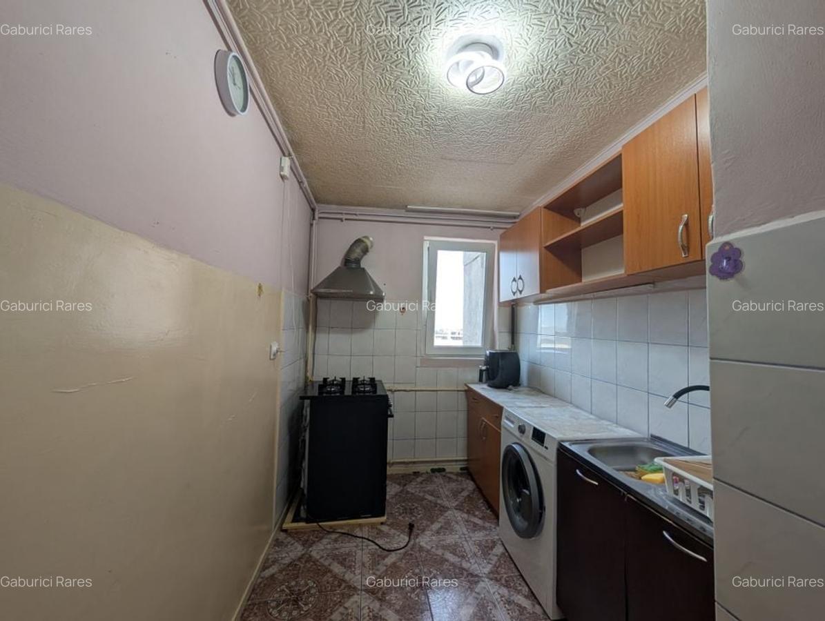 3 Camere Giulești, 60mp, Vedere Panoramică, Total de Renovat - 13 3 Camere Giulești, 60mp, Vedere Panoramică, Total de Renovat - 13