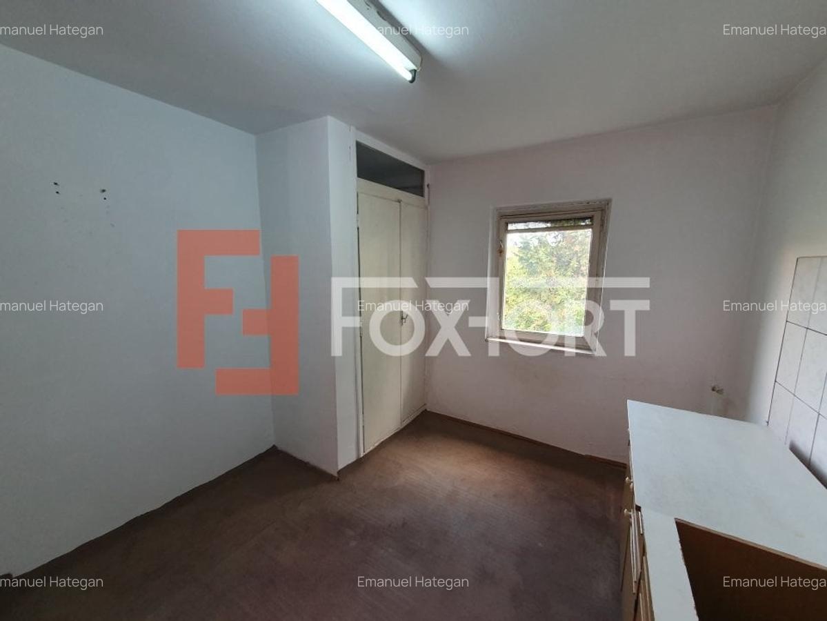 Apartament cu 3 camere decomandat în Dâmbovița - 5