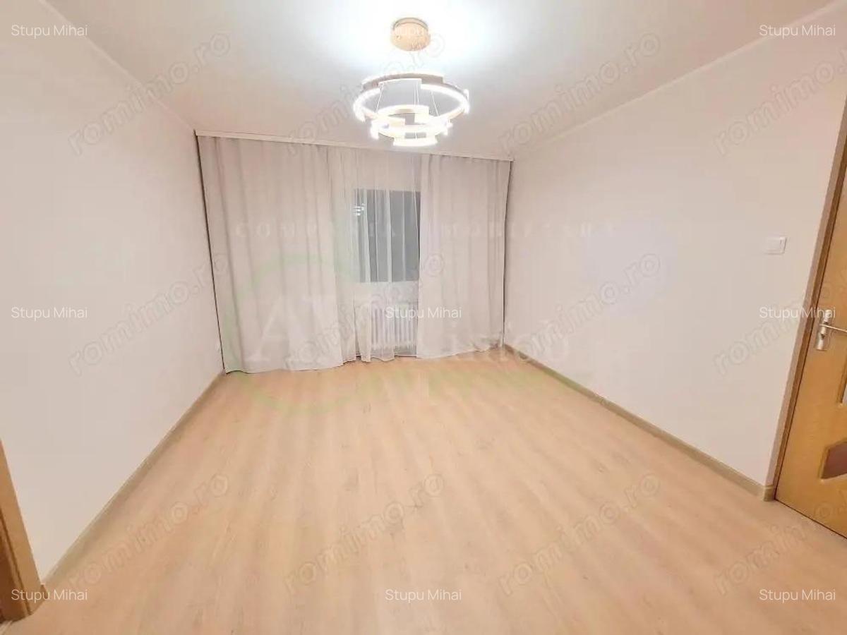Apartament 3 camere, Renovat 2025, MODERN, etaj 3,Bacau - 9