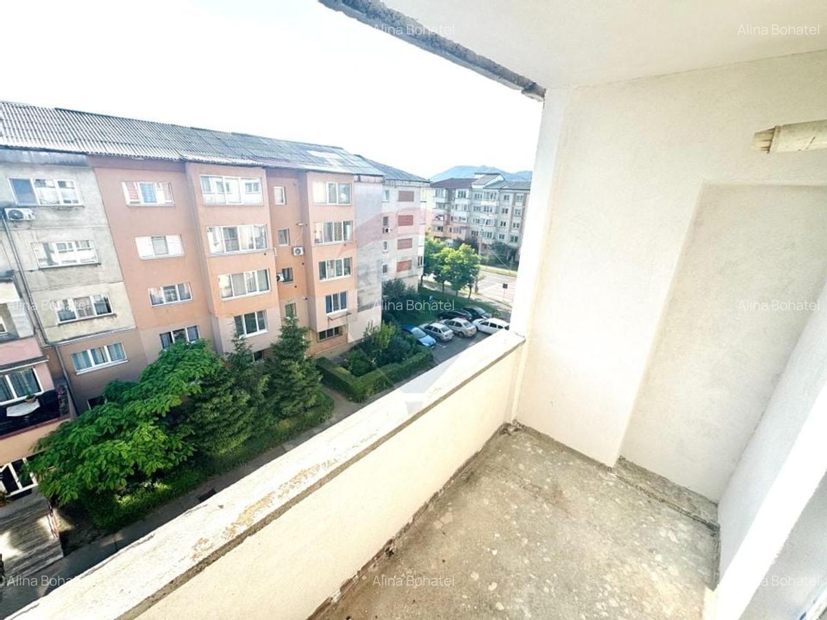 De vanzare apartament cu 3 camere la pret de doua camere!! - 15