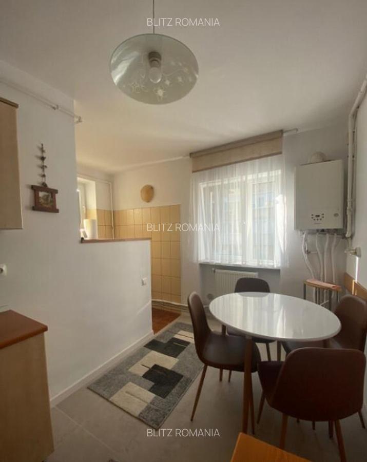 Apartament 3 camere, 115 mp, etaj 1 +garaj, zona centrala - 9