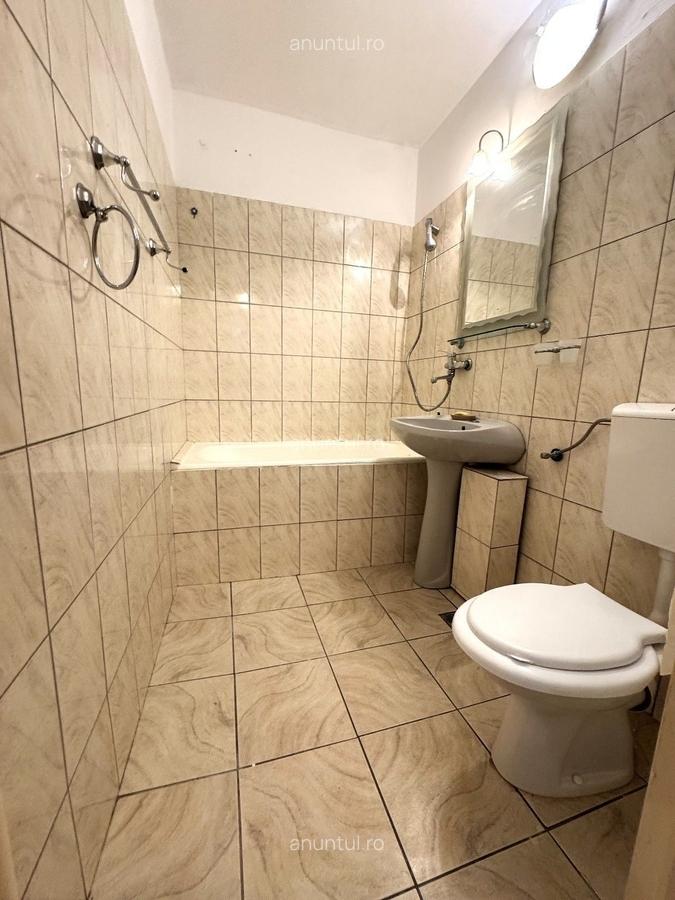 Drumul Taberei, Piata Moghioros - 5