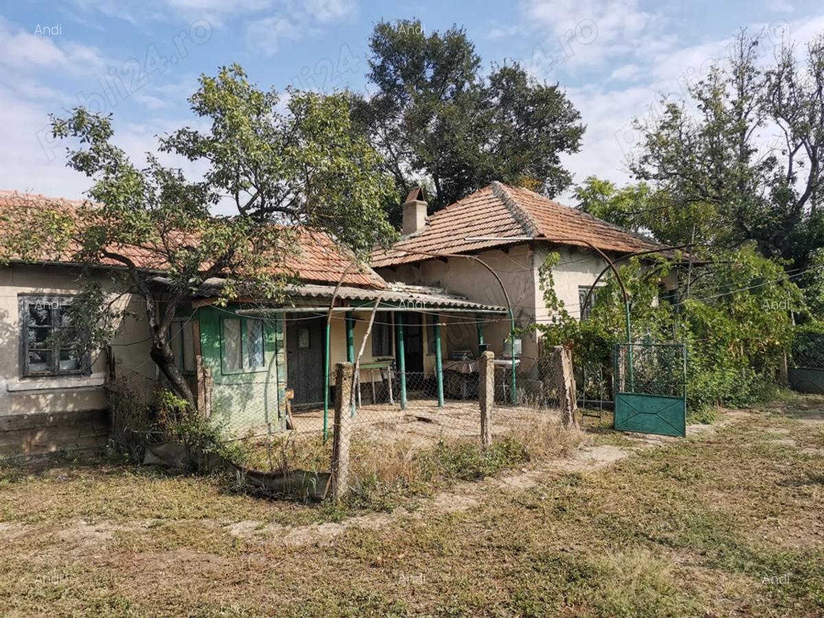 Casa de vanzare in comuna Bogdana - 4