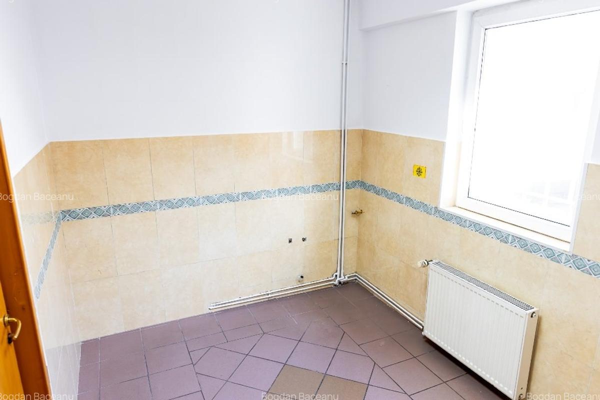 Spatiu birouri 140 mp - Parter casă - loc parcare, central - 4