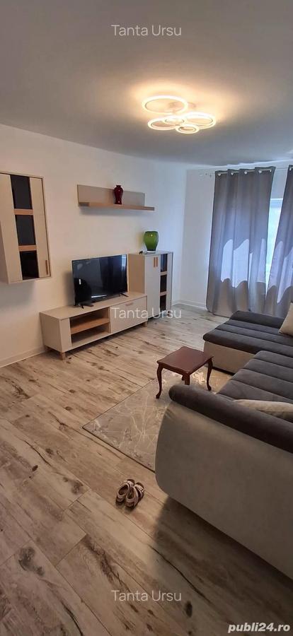 Inchiriez apartament doua camere . - 1