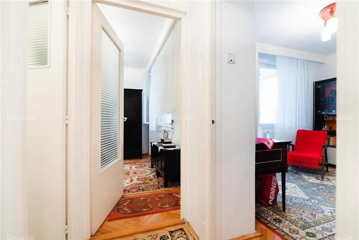 Apartament cu 3 camere decomandat în Sânmartin - 15