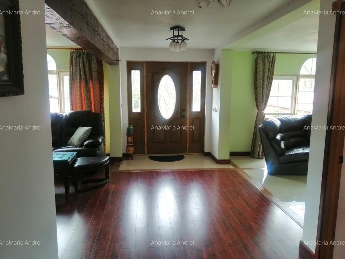 Casă cu 7 camere în Mălureni - 16