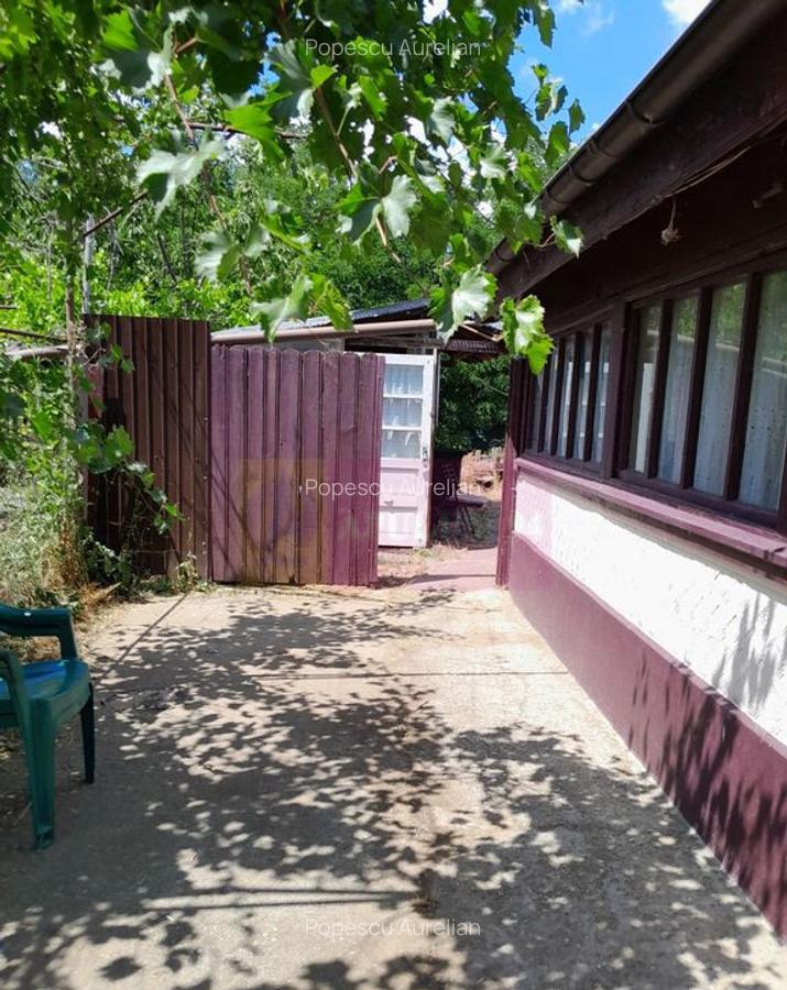 Movilita - vanzare casa 5 cam plus livada pe rod si teren... - 11