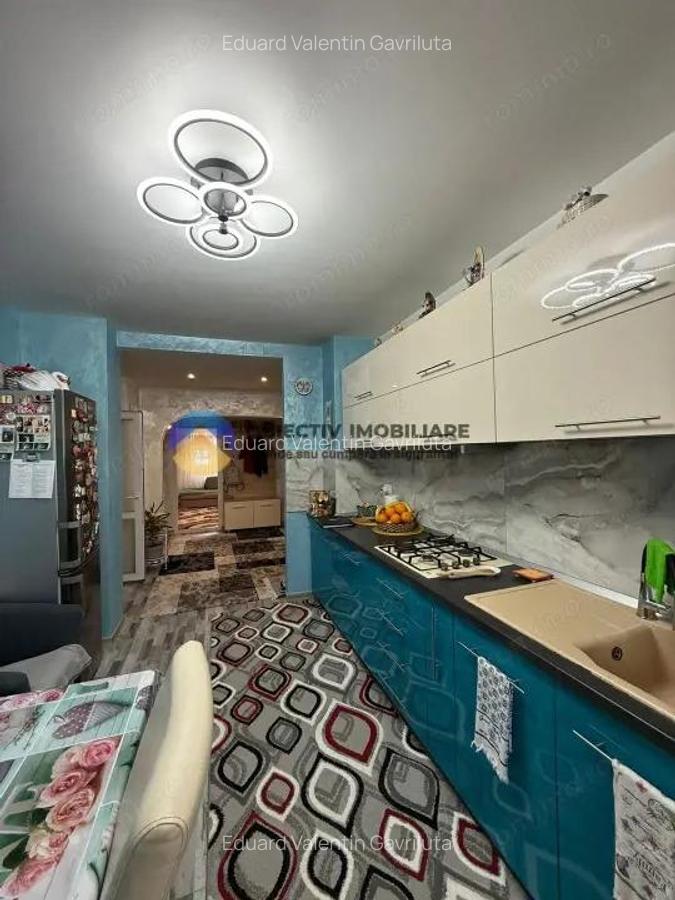 Apartament 4 camere-110 mp utili- Savinesti - 13