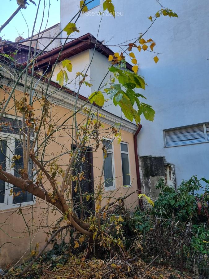 Casă pe parter, poziție premium – perfectă pentru investiție sau birou - 4