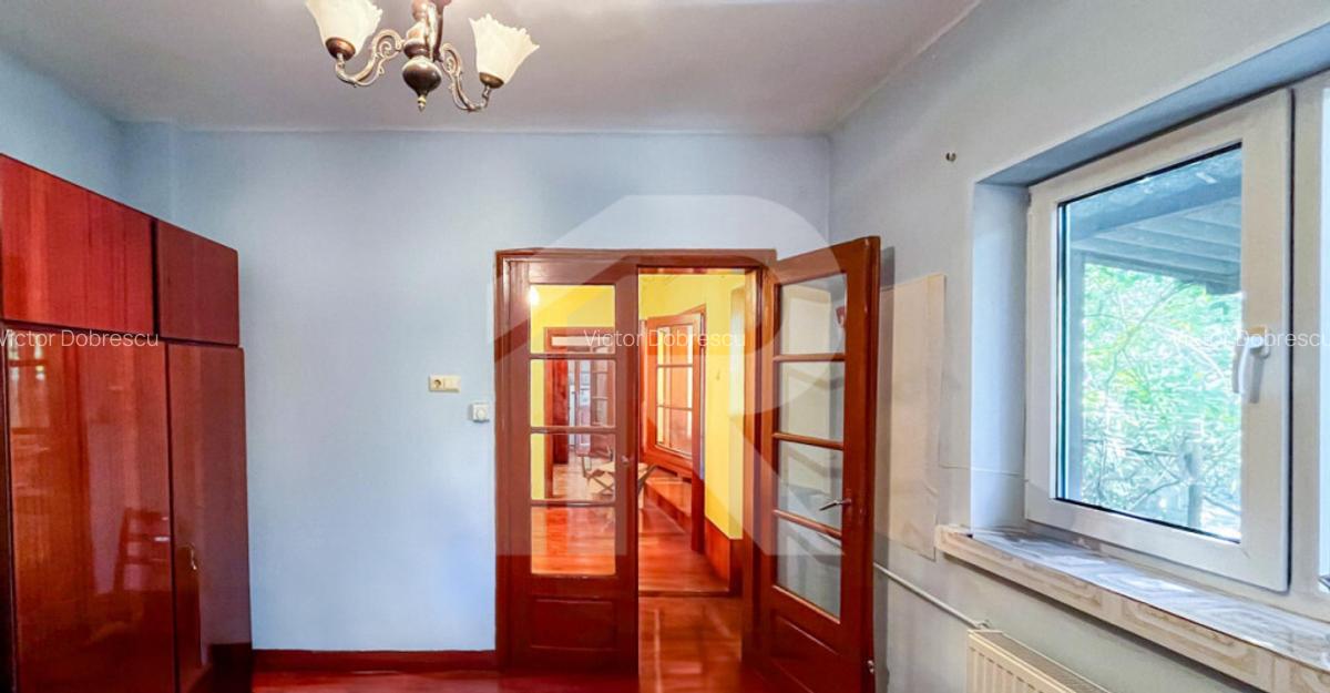 DE VANZARE CASA + TEREN in Dobroestiul (Vechi) - 9