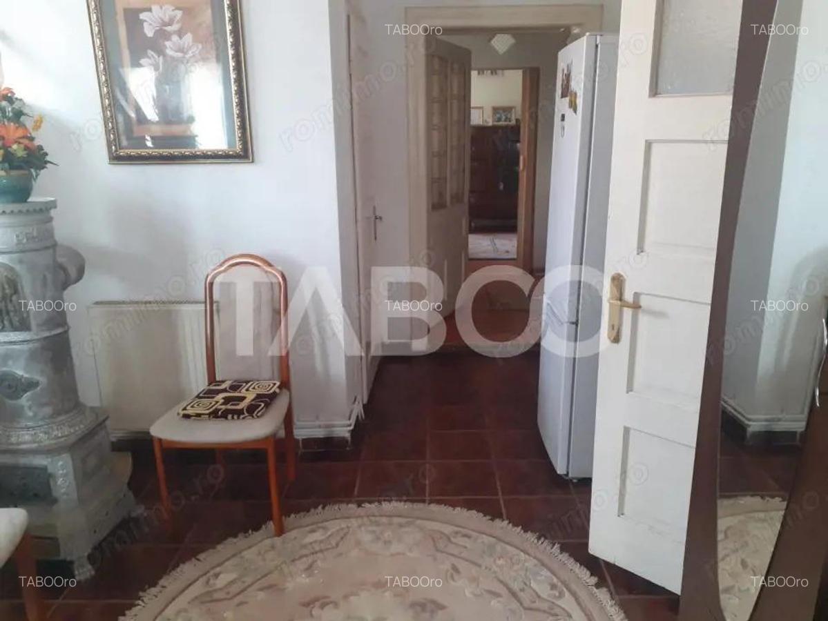 Casa 6 camere 3 bai curte si gradina 400 mp panouri fotovoltaice - 13