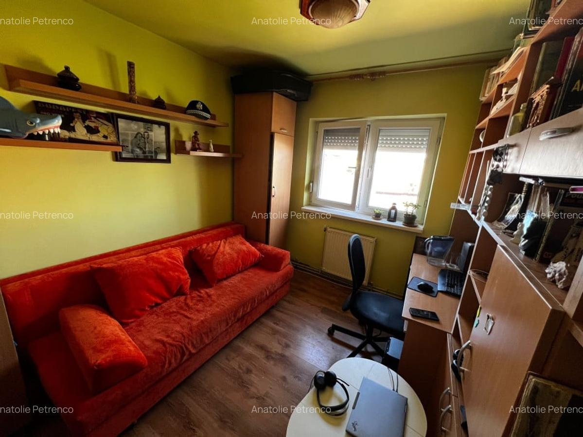 Apartament 3 camere, semidecomandat, 64mp utili, zona Dambovita - 4