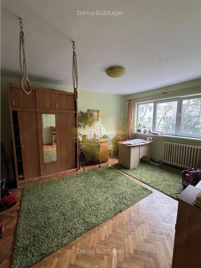 Apartament 4 camere Decomandat Dacia Etaj 1 - 6