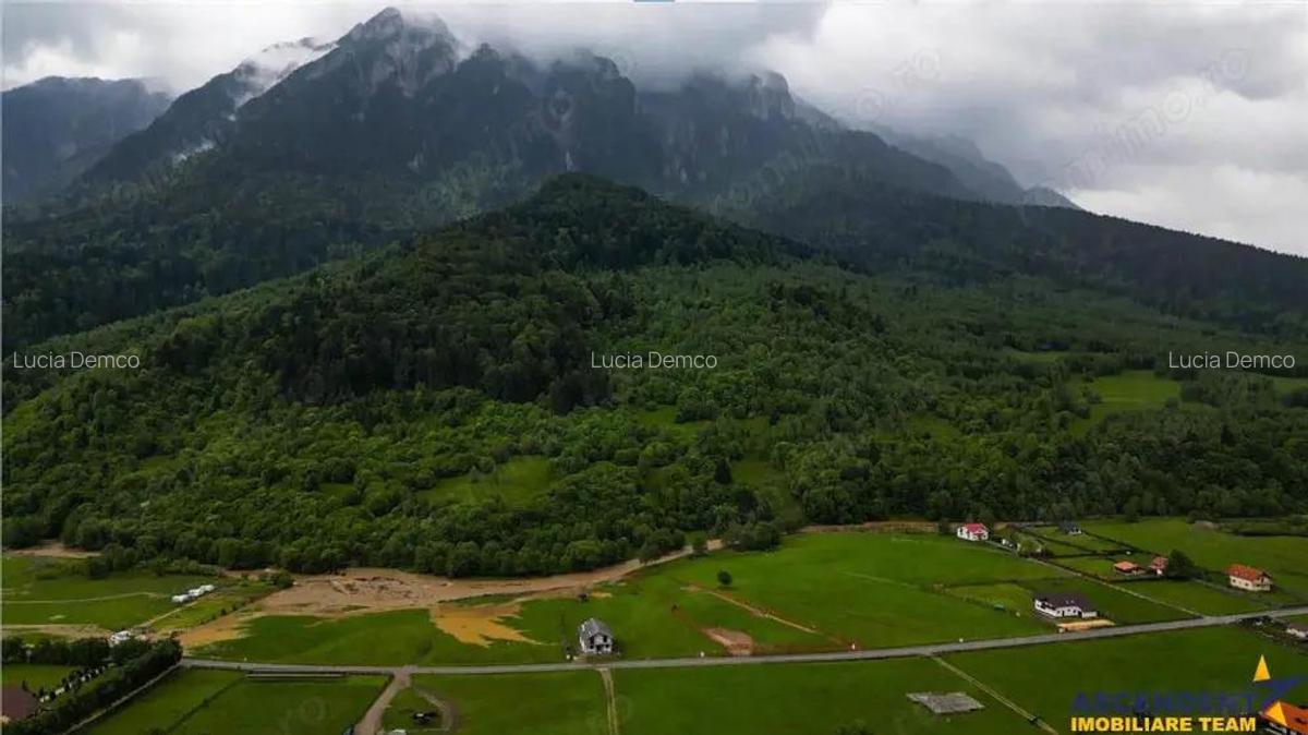 In cartea de povesti a Pietrei Craiului, ansamblu turistic functional, in Plaiul Foii - 10