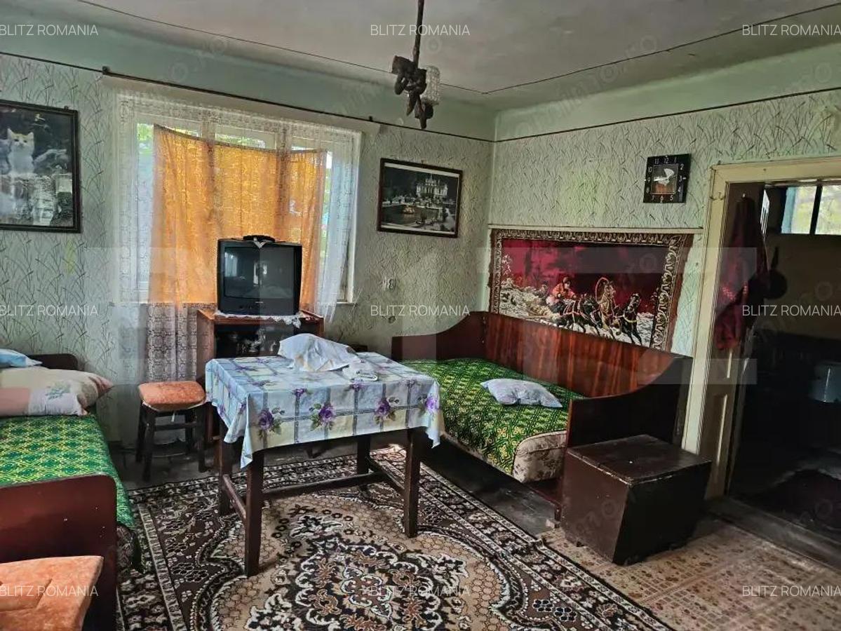 Casa de vanzare in zona linistita - 1