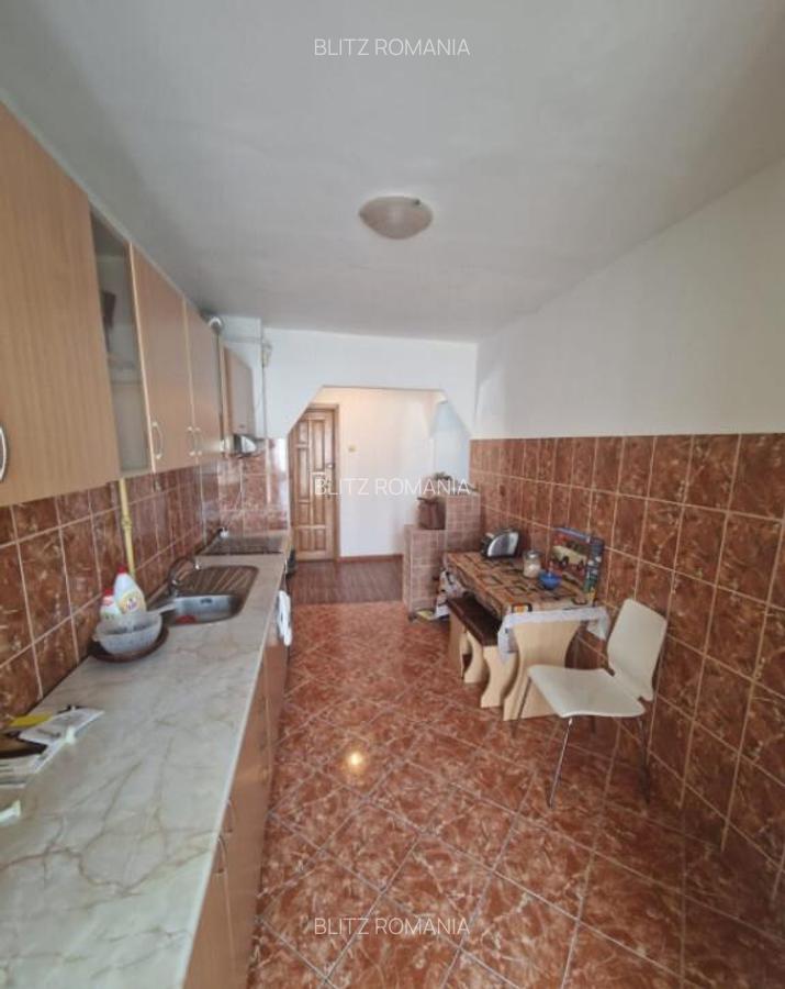 Apartament elegant cu 3 camere, in inima ora?ului - 8
