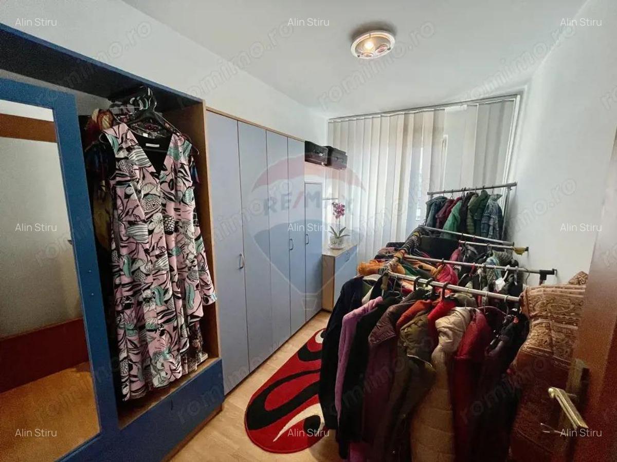Apartament cu 3 camere de vanzare in zona Sud - 11