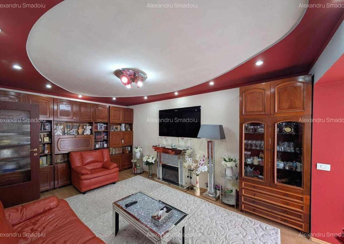 De Vanzare Apartament 4 Camere, Decomandat, 2 Bai, ?os... - 1