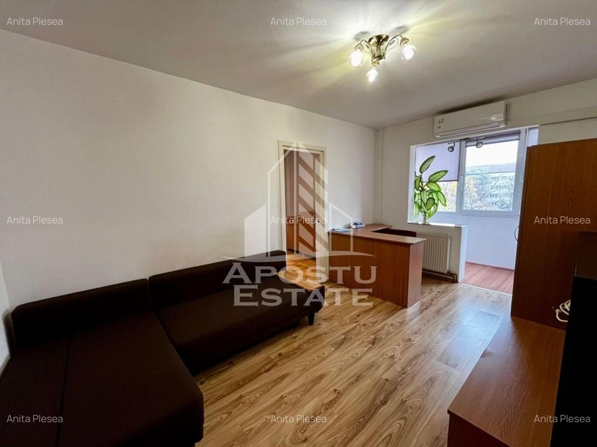 Apartament 2 camere,etaj 3,centrala proprie,zona Dacia - 1