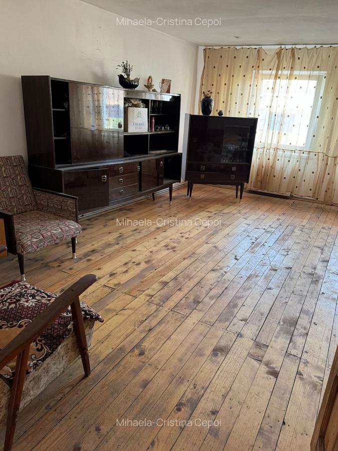 Casa cu trei camere si curte la pret de apartament - 1