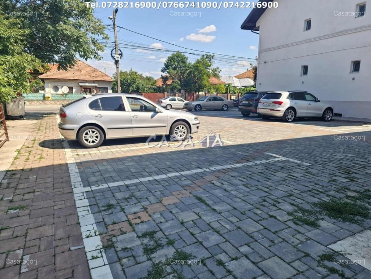 Apartament 3 camere, situat in Targu Jiu, Str.Unirii - 16