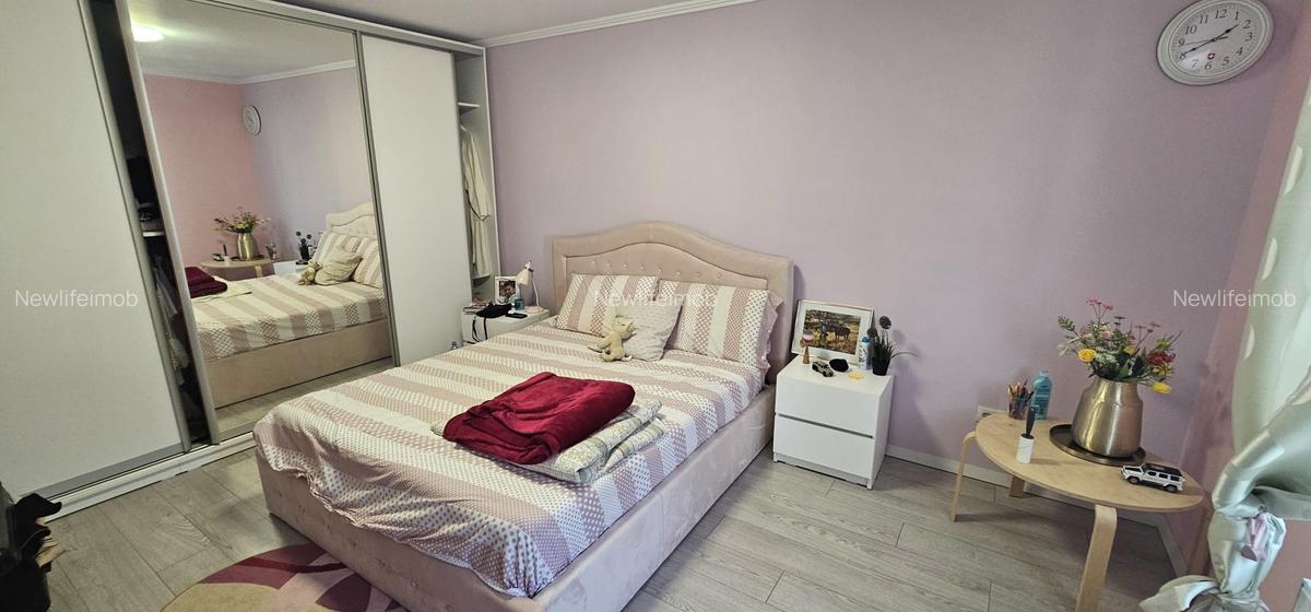 Vila P+1+M / Totul nou ,ne locuita - 11