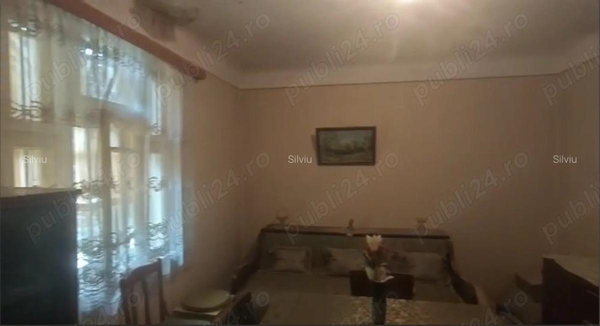 Casa Razvad Dambovita, 3 camere - 6