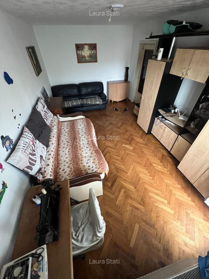 Apartament cu 3 camere decomandat în Craiter - 8