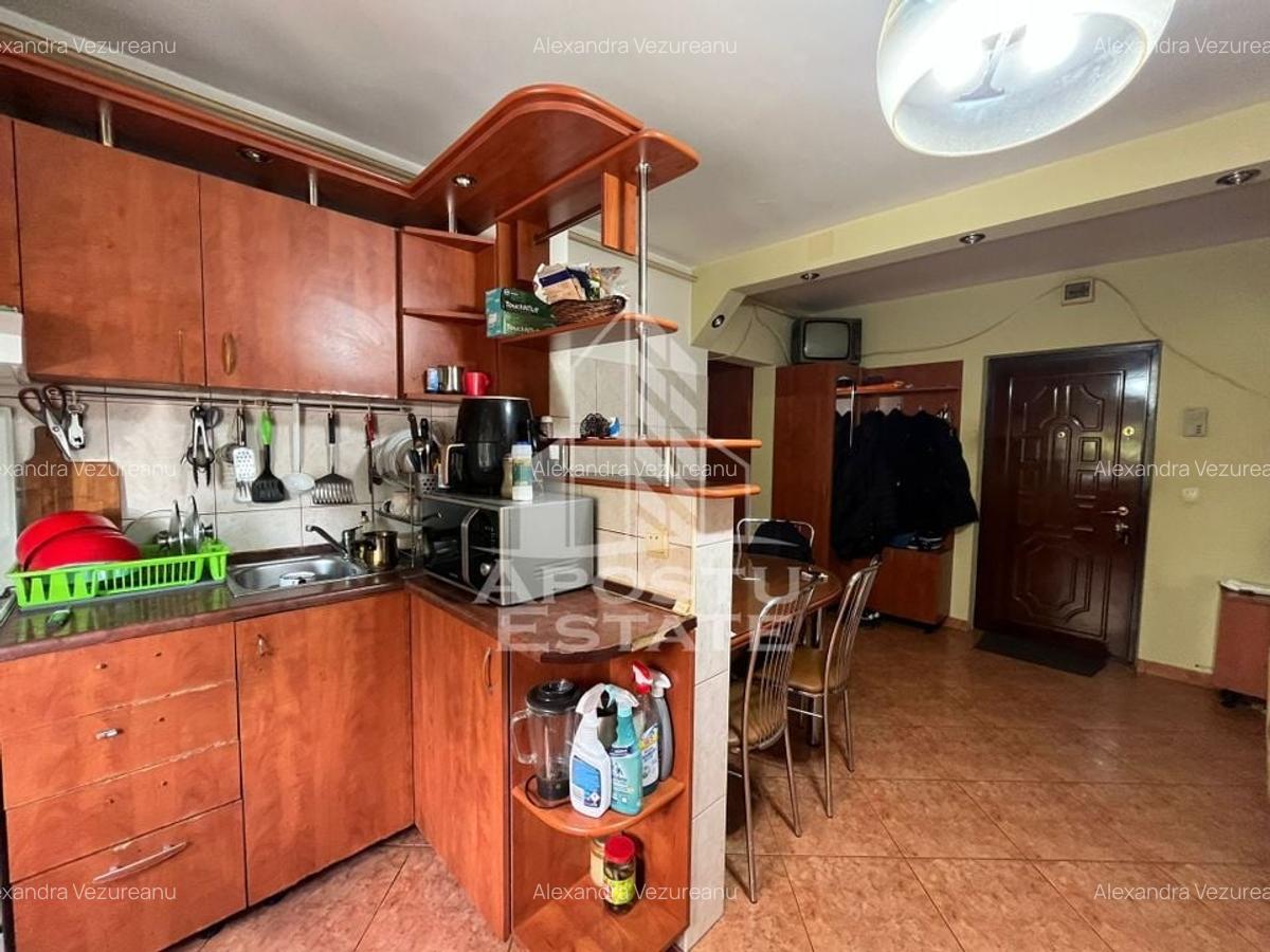 Apartament doua camere, decomandat, Sagului - 2