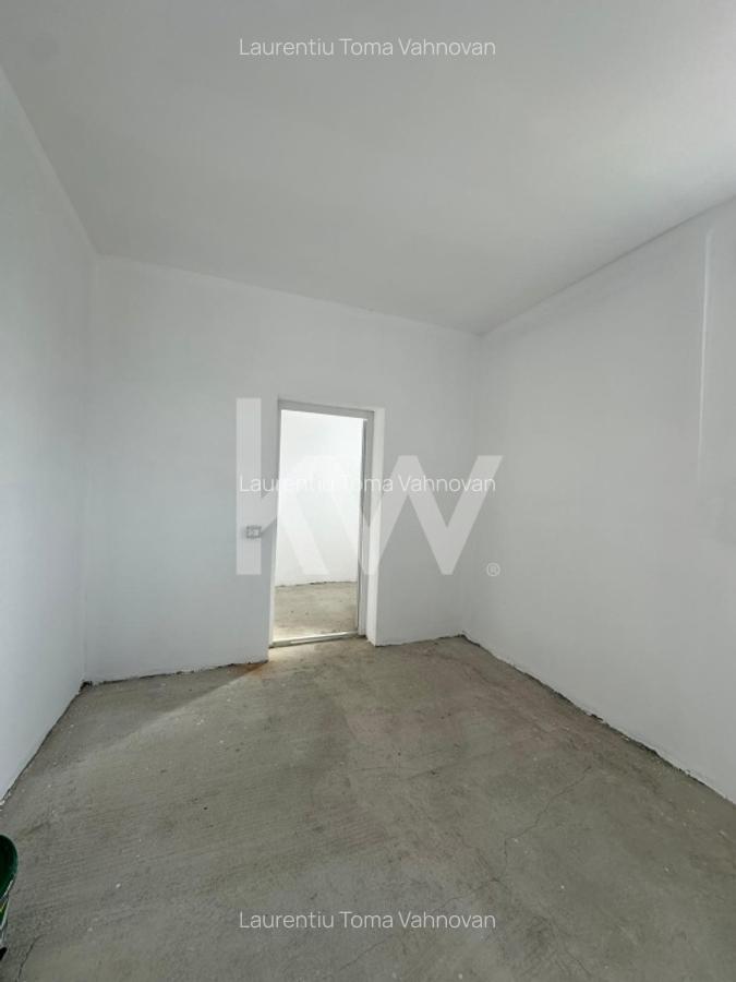 Hala industriala de inchiriat , 280 mp hala si anexe+60mp Birou, centura Codlea - 12