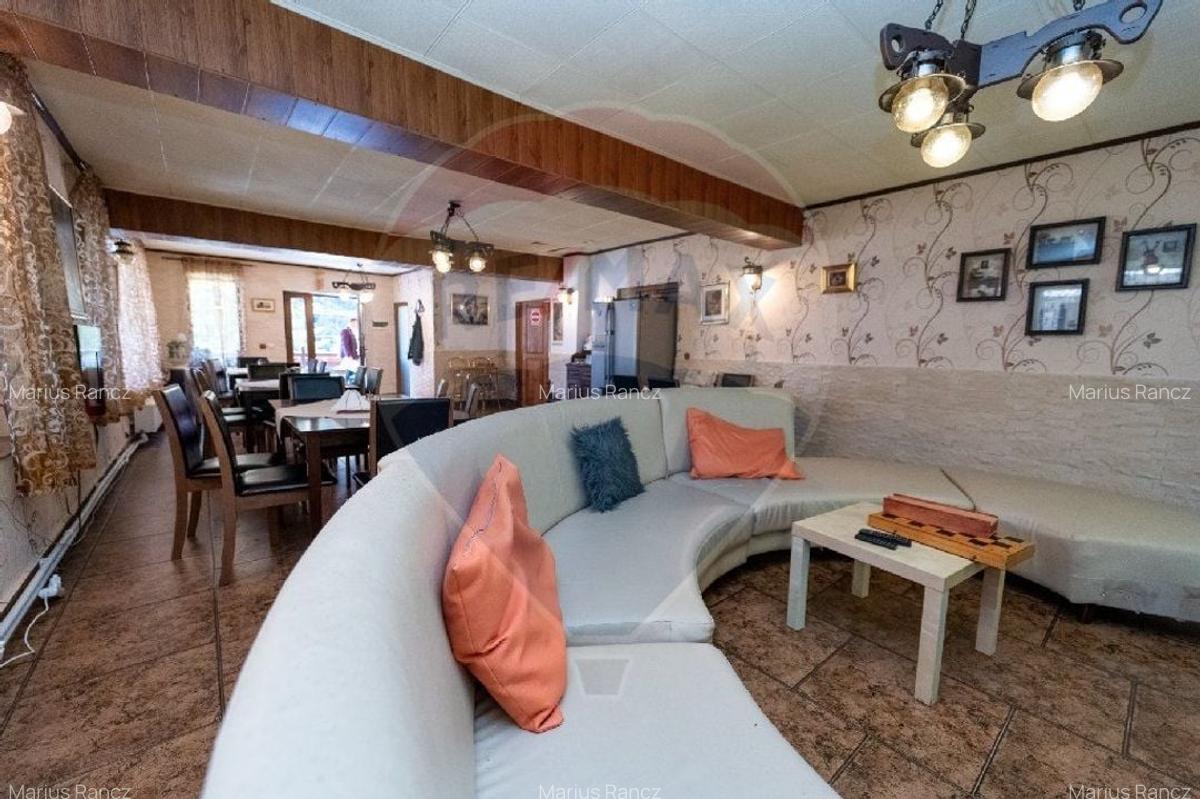 De vanzare - Vila Bianca Dragusin, 12 camere - Moieciu de Sus - 2