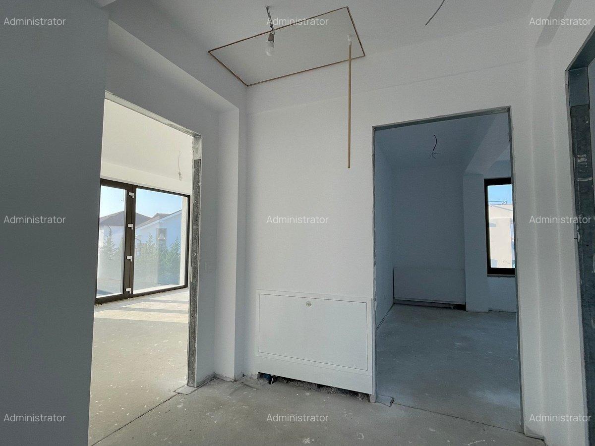Casă cu 4 camere în Băneasa - 13