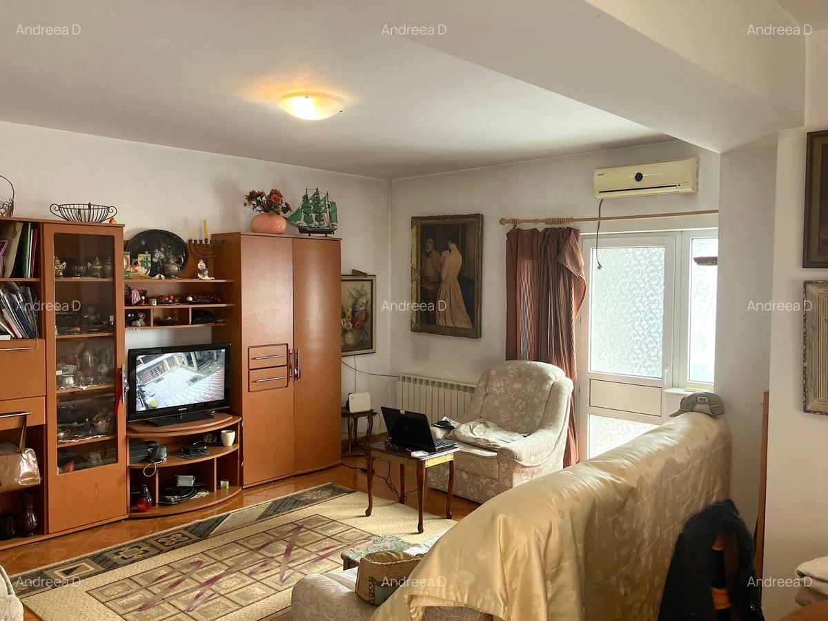 Iancu Nicolae Jolie Ville, apartament in vila - 3