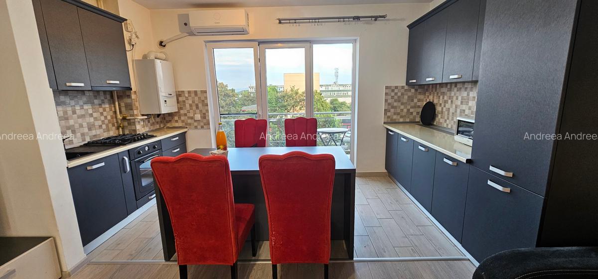 Apartament cu 3 camere de inchiriat zona Tractorul bloc nou - 12