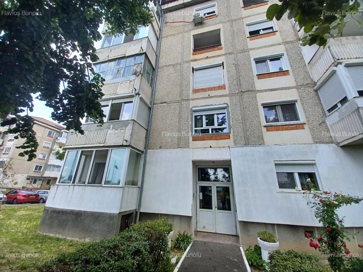 Apartament cu 3 camere decomandat în Dragoș Vodă - 2