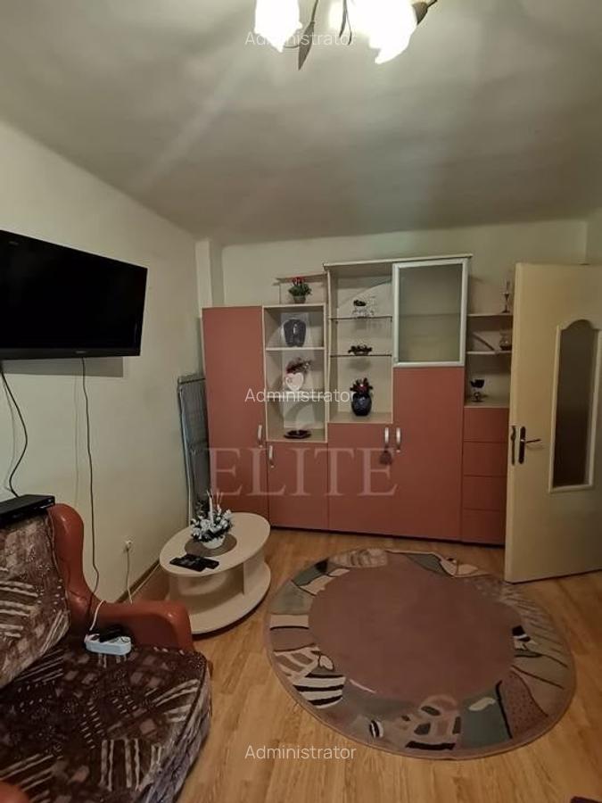Apartament o camera în zona HOTEL NAPOCA - 3