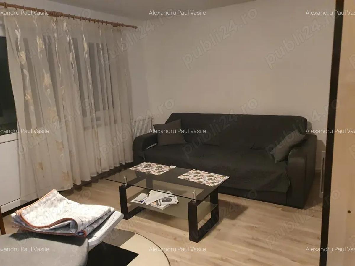 Inchiriaza! Camera, dec, mobilata . - 2