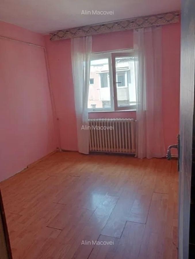 3 Camere Decomandat 74mp bloc 1980 zona Mircea - 8