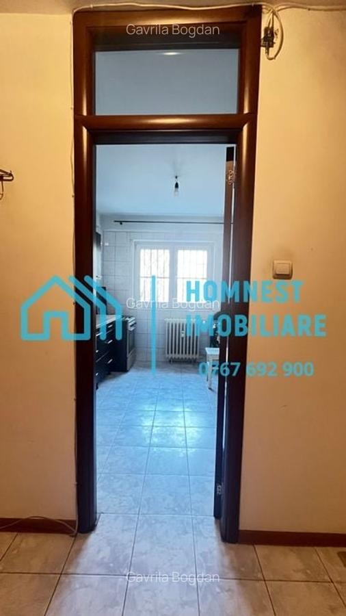 Apartament cu 2 camere semidecomandat, mobilat în Titulescu - 9